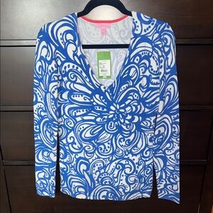 Lilly Pulitzer V-Neck Sweater in Blue and White Floral
